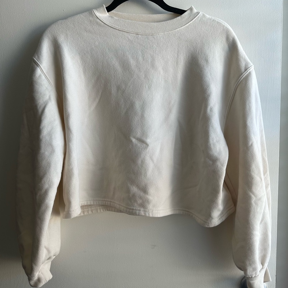 Universal Thread Crop Sweater
